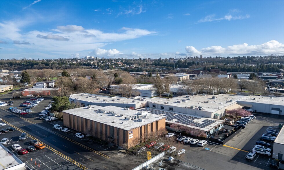 801 S Fidalgo St, Seattle, WA à louer - Photo de l’immeuble – Image 3 sur 5