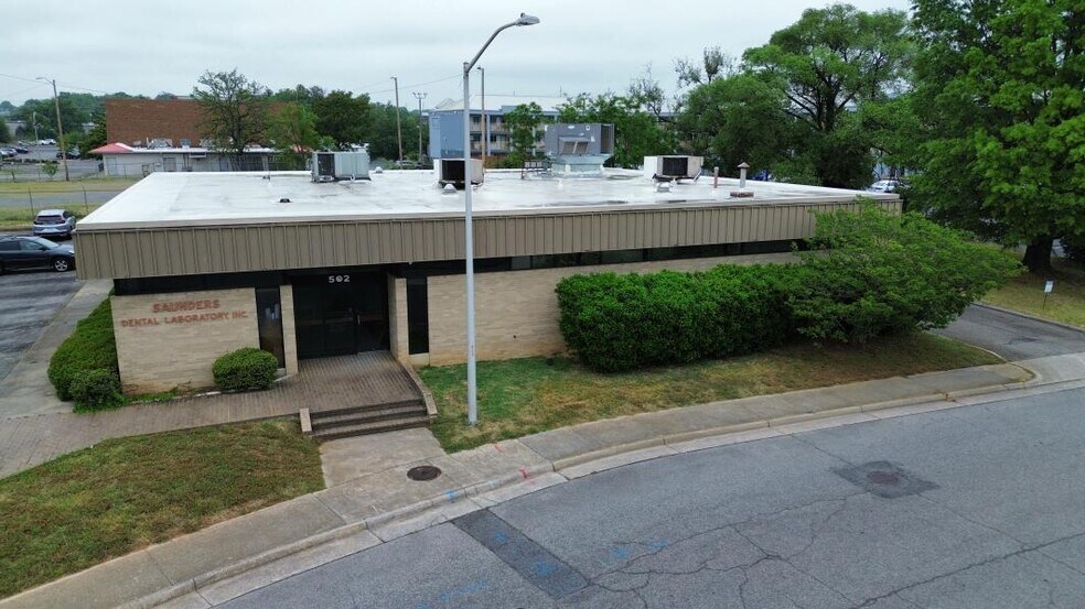 502 Mcdowell Ave NE, Roanoke, VA à louer - Photo de l’immeuble – Image 2 sur 2