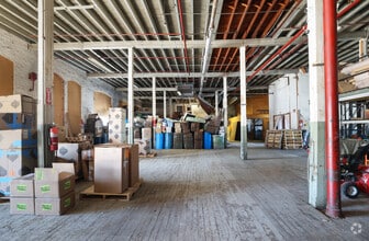 58 Pulaski St, Peabody, MA à louer Photo intérieure– Image 2 sur 2