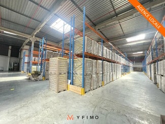 Plus de détails pour Local d'activités à louer