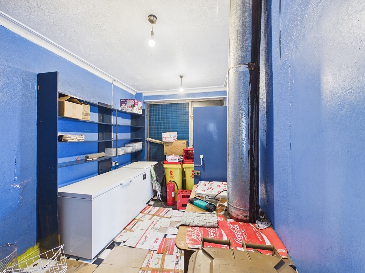 7-28 Crieff Rd, Perth, PKN PH1 5AG - Lot 22-24 - - Photo intérieure - Image 2 of 4