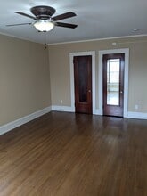 13443 Detroit Ave, Lakewood, OH à louer Photo intérieure– Image 2 sur 9