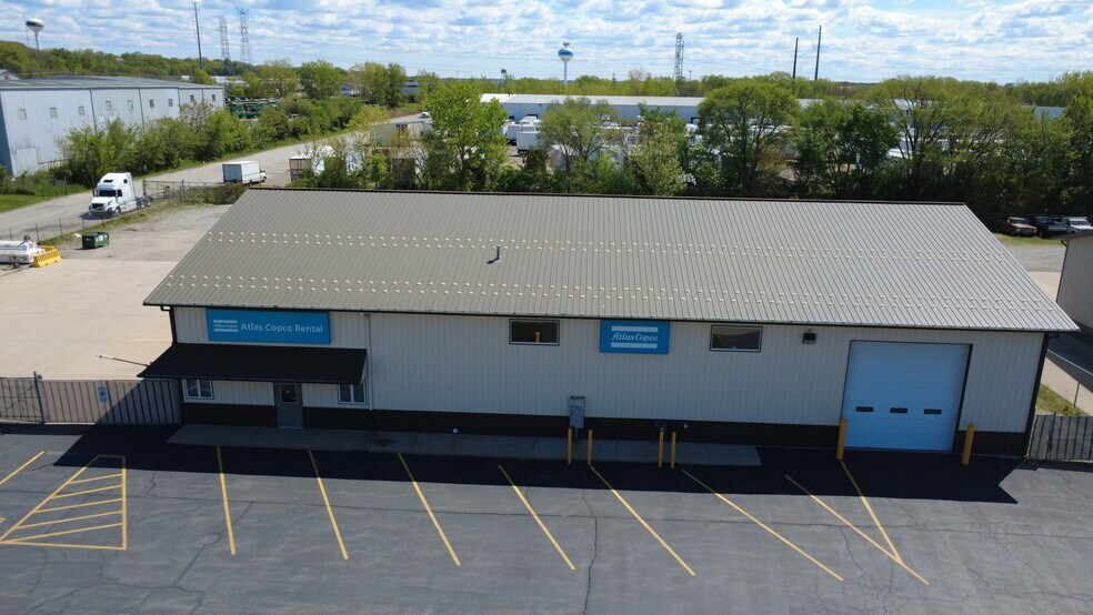 2134 Maxim Dr, Joliet, IL à louer - Photo de l’immeuble – Image 3 sur 6