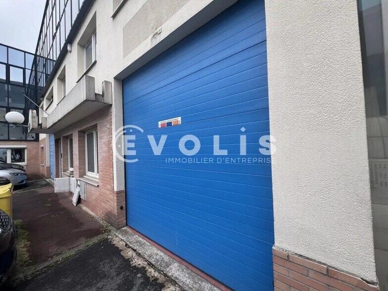 Local d’activités dans Alfortville à louer - Photo de l’immeuble – Image 2 sur 13