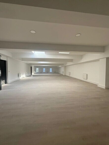 Bureau dans Champigny-sur-Marne à louer - Photo intérieure – Image 3 sur 5