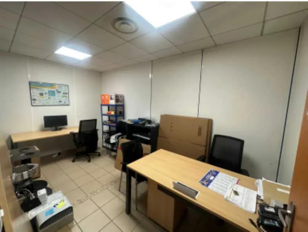Bureau dans Saint-Priest à louer Photo intérieure– Image 1 sur 3