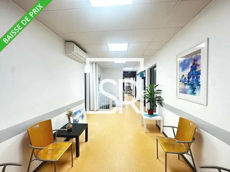 Bureau dans Clermont-Ferrand à vendre - Photo de l’immeuble – Image 2 sur 10