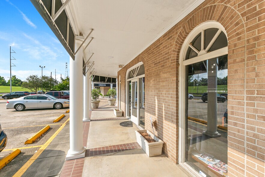 701-721 Dante St, New Orleans, LA à louer - Photo de l’immeuble – Image 3 sur 16