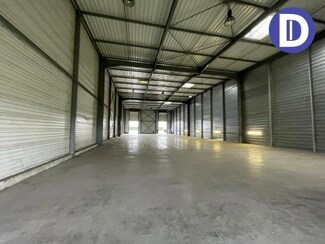 Plus de détails pour Local d'activités à louer