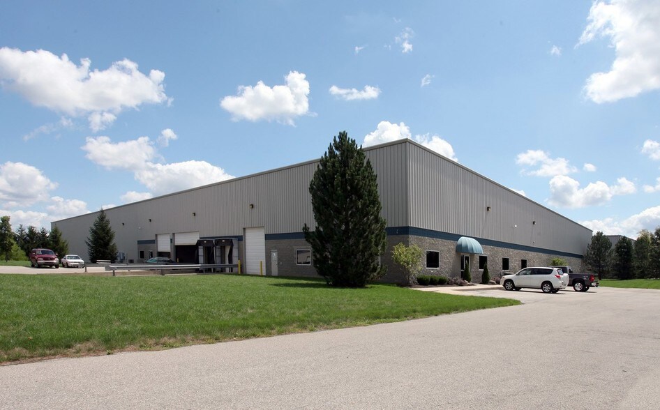 17435 Tiller Ct, Westfield, IN à louer - Photo de l’immeuble – Image 3 sur 9