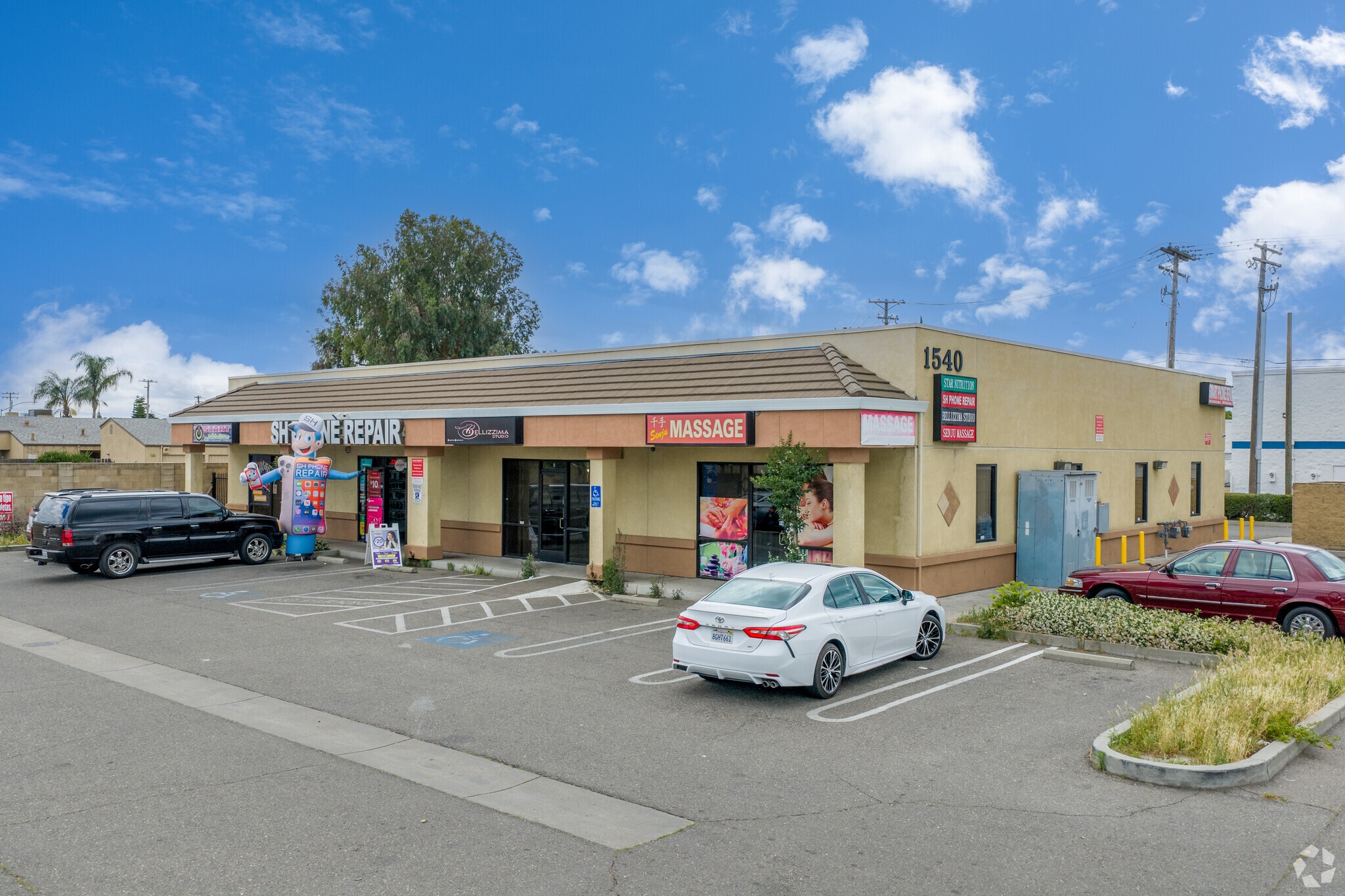 1540 E Hatch Rd, Ceres, CA à louer Photo principale– Image 1 sur 4