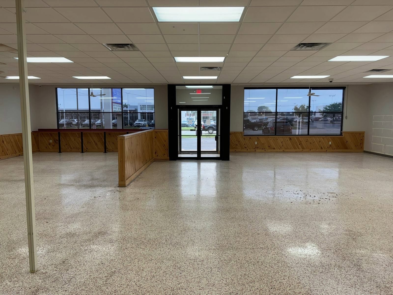 3915-3919 Grape Rd, Mishawaka, IN à louer Photo intérieure– Image 1 sur 3