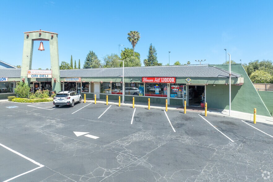 5489-5491 Snell Ave, San Jose, CA à vendre - Photo de l’immeuble – Image 2 sur 4