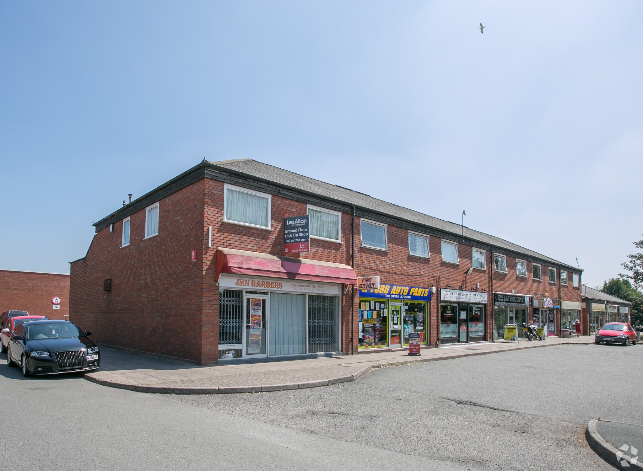 1-6 Charterfield Dr, Kingswinford à louer Photo principale– Image 1 sur 5