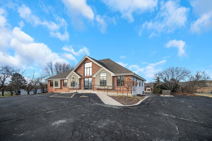 4338 Morsay Dr, Rockford, IL à vendre - Photo de l’immeuble – Image 3 sur 29