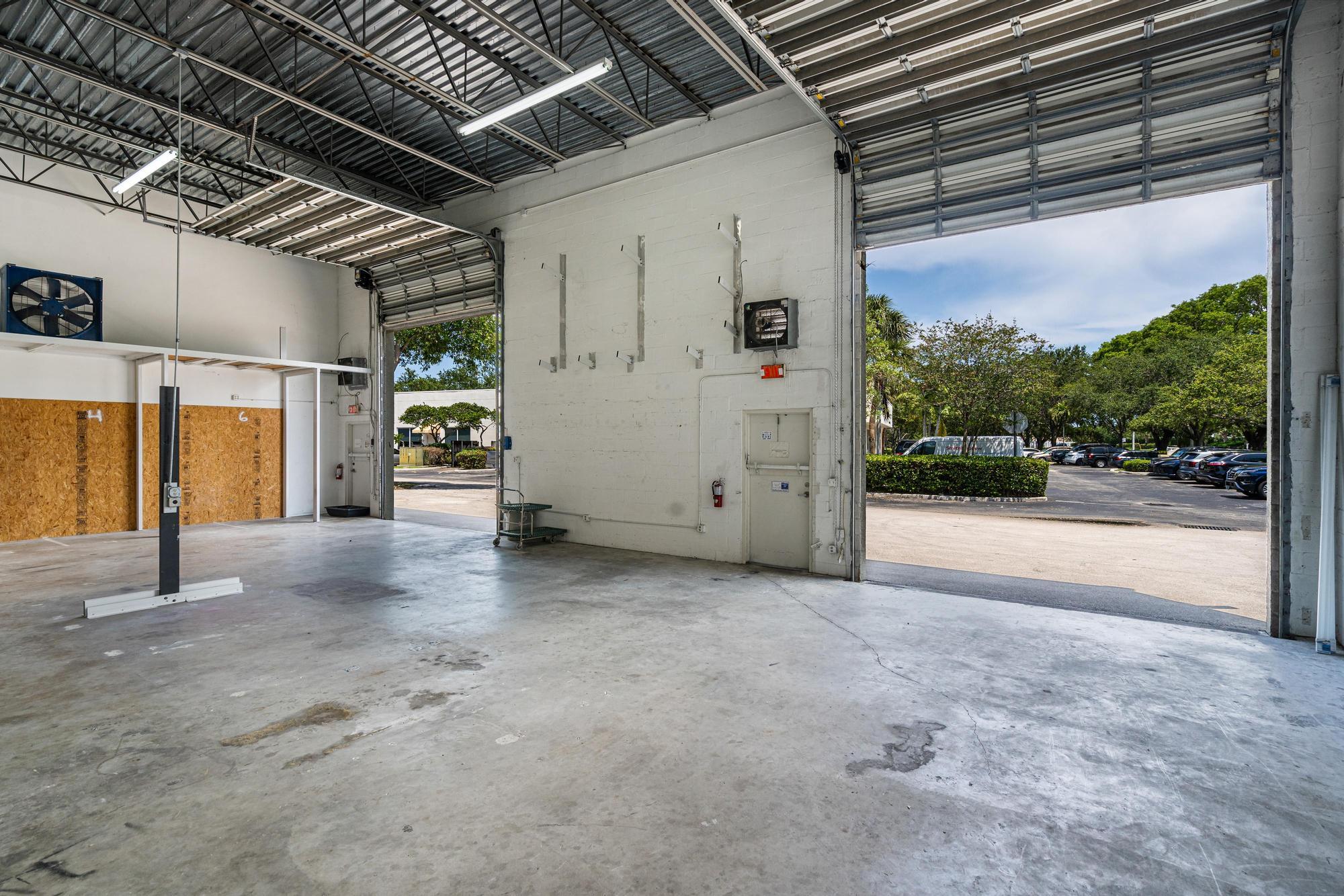 4700 W Prospect Rd, Fort Lauderdale, FL à vendre Photo de l’immeuble– Image 1 sur 27