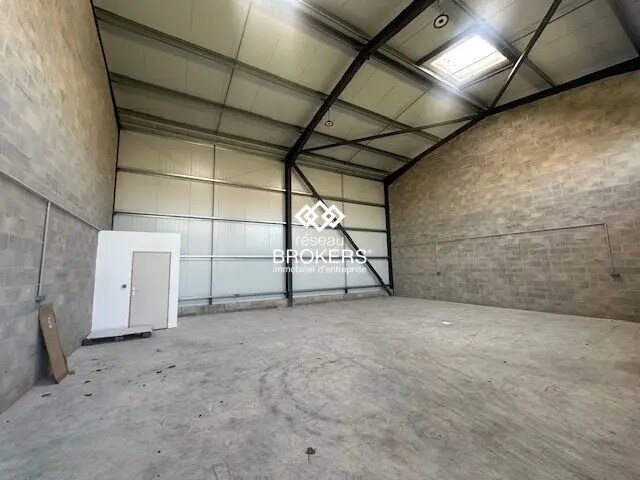 Plus de détails pour 76 Rue Des Hayettes, Bernes-sur-Oise - Industriel/Logistique à louer