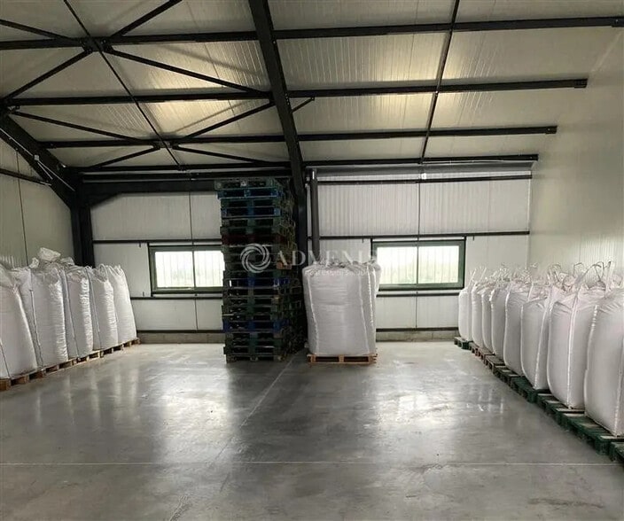 Local d’activités dans Le Controis-en-Sologne à louer - Photo intérieure – Image 2 sur 4