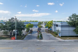 Plus de détails pour 1919 NW 19th St, Fort Lauderdale, FL - Industriel/Logistique à louer