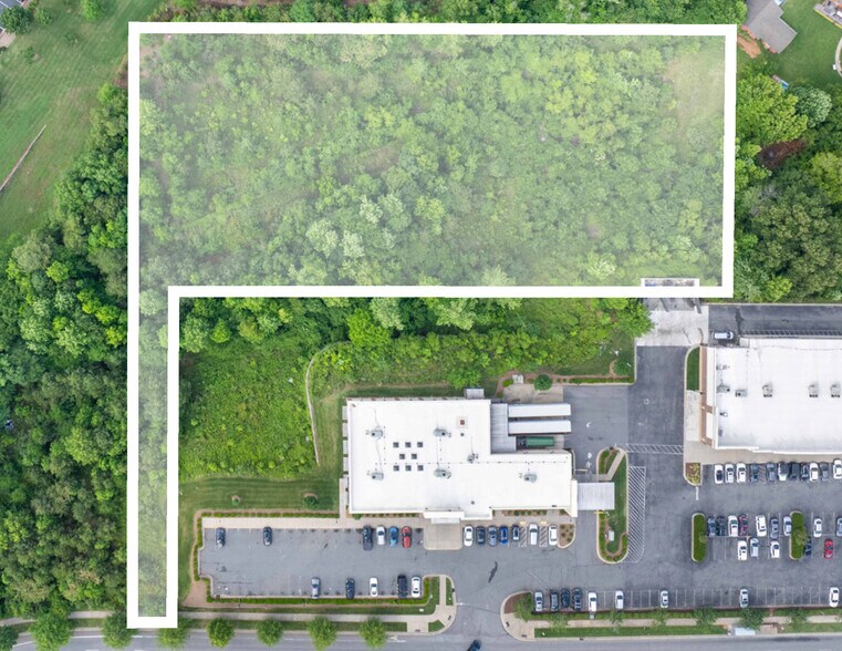 5840 University Pointe Blvd, Charlotte, NC à vendre - Aérien – Image 3 sur 3