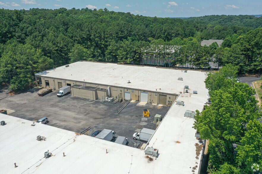2190-2192 Parkway Lake Dr, Birmingham, AL à louer - Photo de l’immeuble – Image 2 sur 5