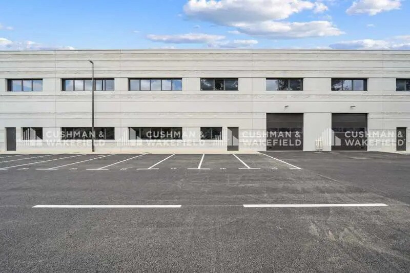 580 Avenue Du Serpolet, La Ciotat à louer - Photo de l’immeuble – Image 3 sur 7