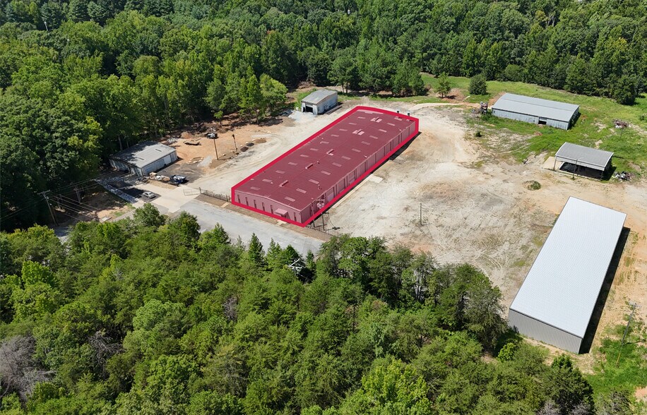 122 Pride Dr, Simpsonville, SC à louer - Photo de l’immeuble – Image 1 sur 5