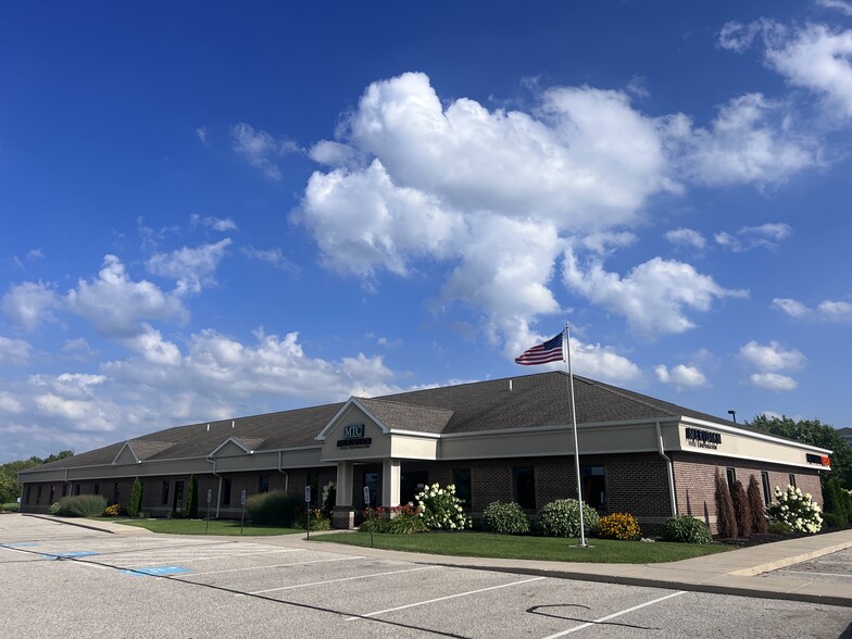 881 Parkway Ave, Elkhart, IN à louer - Photo principale – Image 1 sur 13