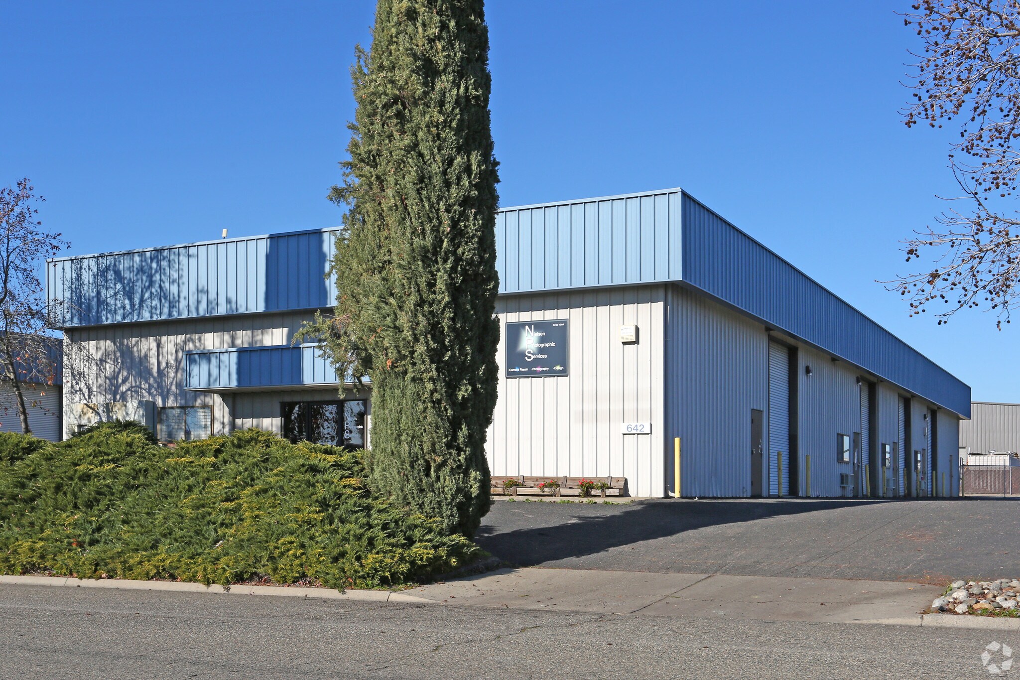 642 Hi Tech Pky, Oakdale, CA à louer Photo principale– Image 1 sur 4