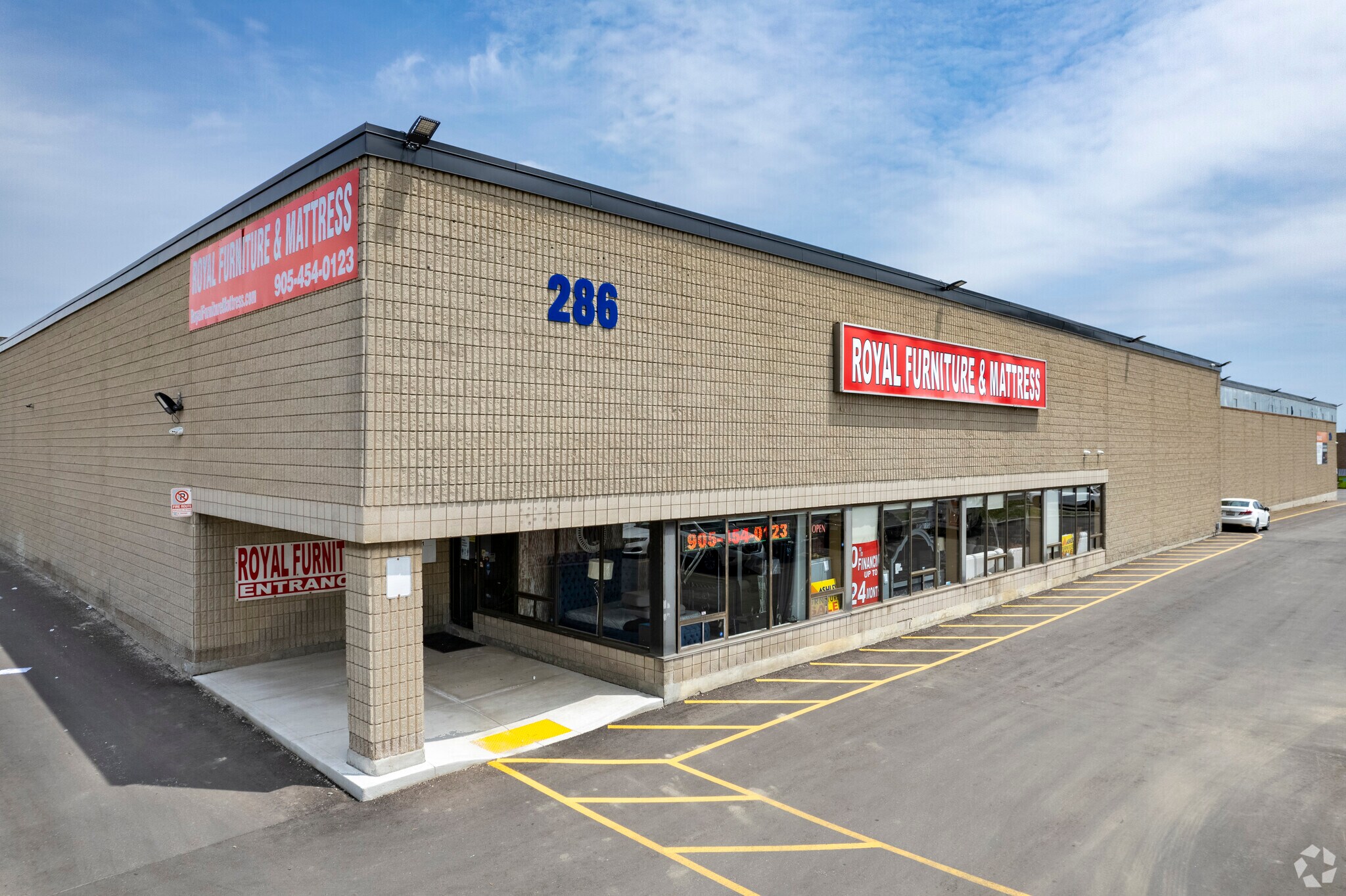 286 Rutherford Rd S, Brampton, ON à louer Photo principale– Image 1 sur 4