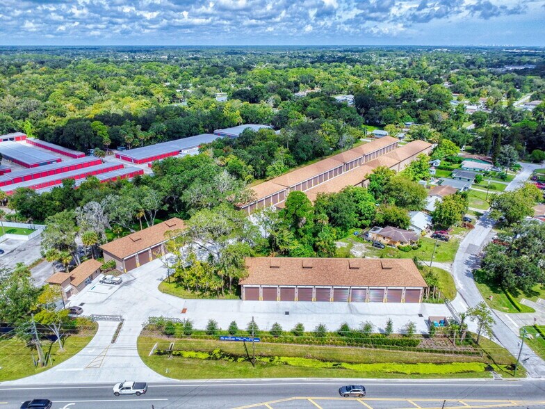 1245 Canal St, New Smyrna Beach, FL à vendre - Photo de l’immeuble – Image 1 sur 15