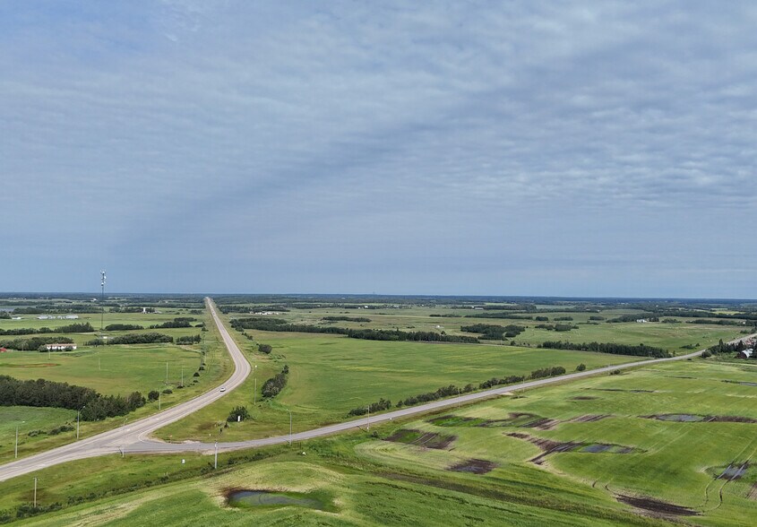 MERIDIAN 4 RANGE 22 TOWNSHIP 49 4;22;49;28;NE, Leduc County, AB à vendre - Photo principale – Image 1 sur 6