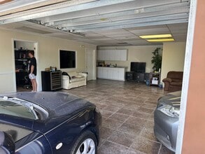 3047 Terrace Ave, Naples, FL à louer Photo intérieure– Image 2 sur 12