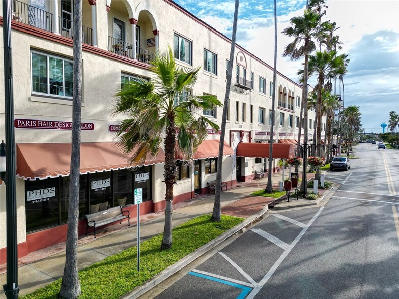238 Tampa Ave W, Venice, FL à vendre - Photo de l’immeuble – Image 1 sur 15