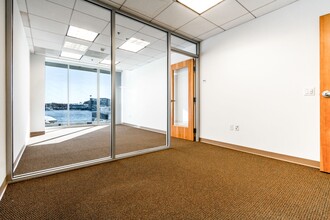 2901 W Coast Hwy, Newport Beach, CA à louer Photo intérieure– Image 1 sur 2