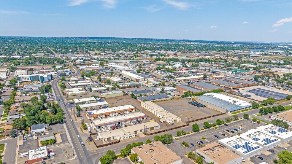 5400 Marshall St portefeuille de 2 biens à vendre sur LoopNet.fr - Photo principale – Image 2 sur 2