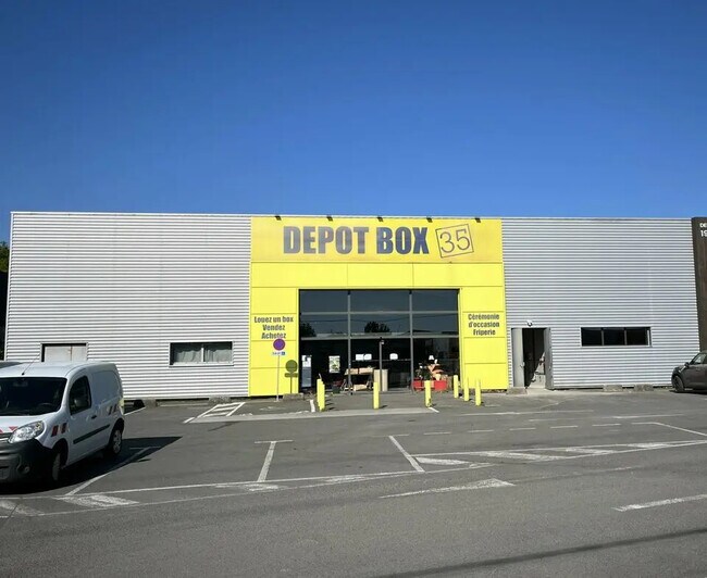 Plus de détails pour Local commercial à louer