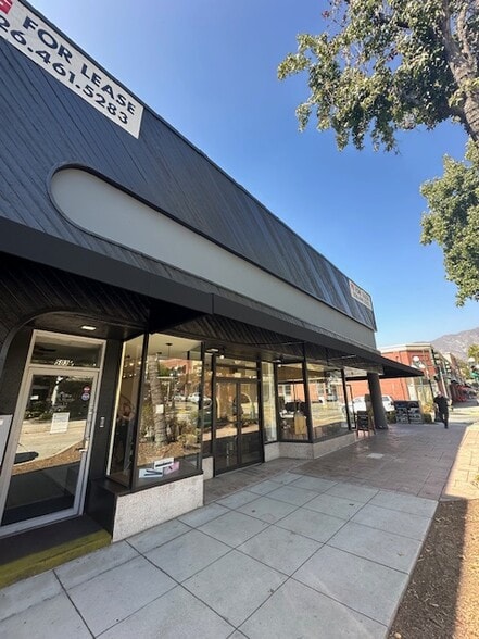 501 S Myrtle Ave, Monrovia, CA à vendre - Photo de l’immeuble – Image 2 sur 72