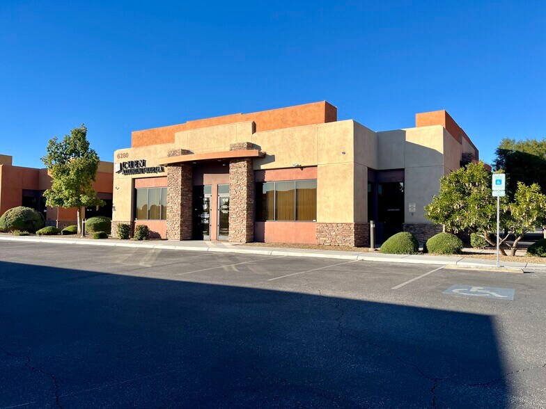 6280 Spring Mountain Rd, Las Vegas, NV à vendre - Photo de l’immeuble – Image 3 sur 23