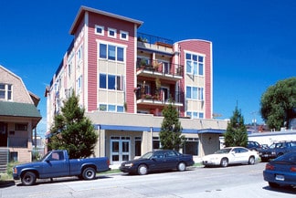 Plus de détails pour 513 1st Ave W, Seattle, WA - Local commercial à louer