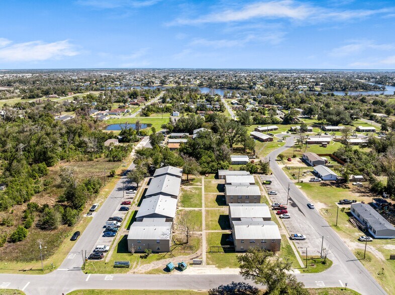 3510 and 3536 St John St, Panama City, FL à vendre - Photo principale – Image 1 sur 32