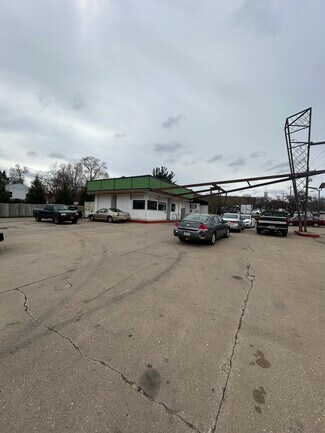Plus de détails pour 6400 Douglas Ave, Urbandale, IA - Local commercial à louer