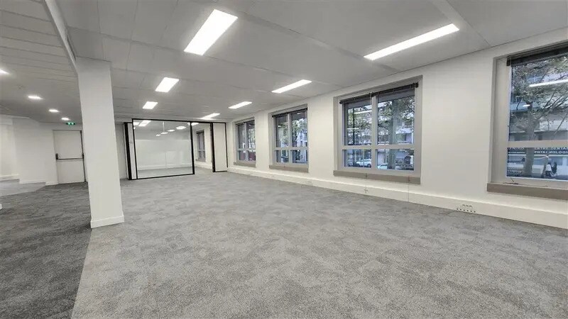 Bureau dans Boulogne-Billancourt à louer - Photo intérieure – Image 3 sur 7
