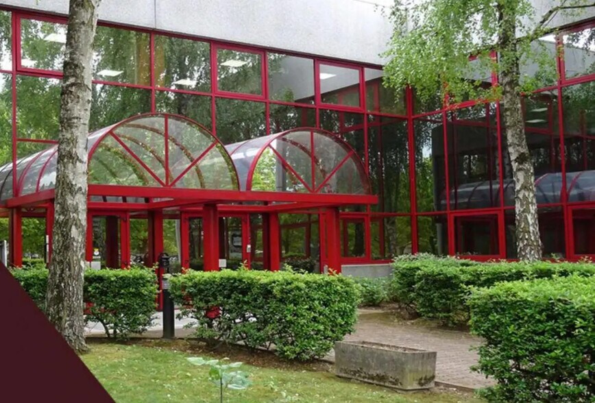 Bureau dans Villebon-sur-Yvette à louer - Photo de l’immeuble – Image 3 sur 4