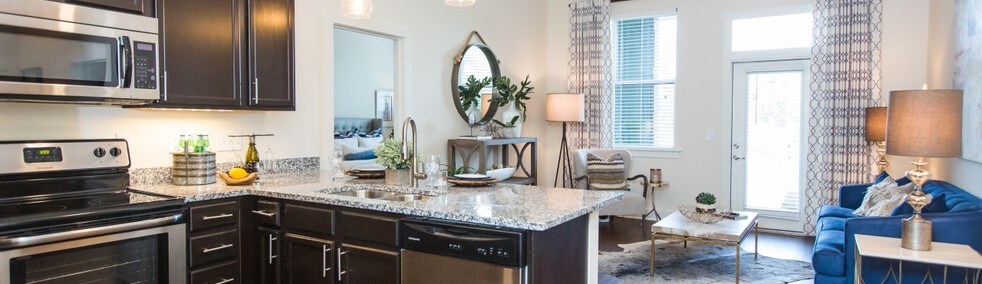 130 Cinema Dr, Hendersonville, TN à louer - Photo intérieure – Image 2 sur 32