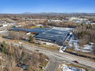 Plus de détails pour 135 Rue Dean, Cowansville, QC - Industriel/Logistique à louer
