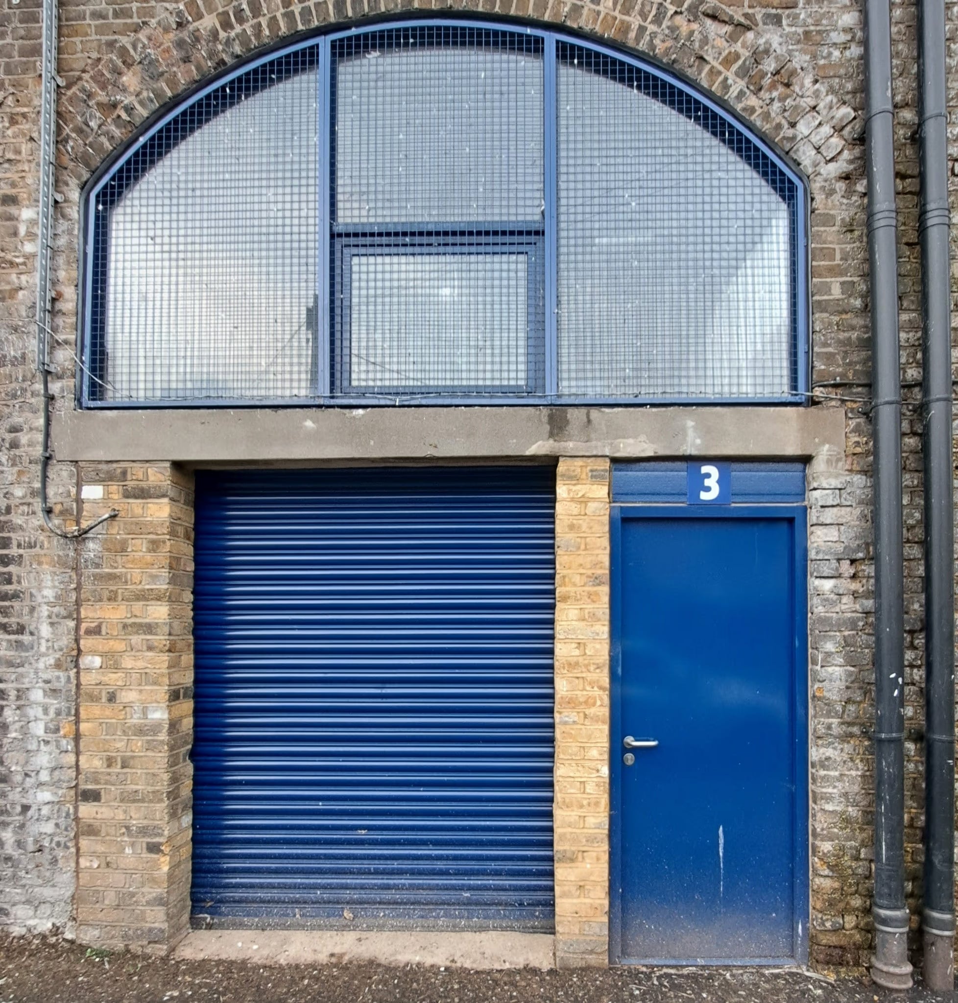 Courtenay Pl, Londres à louer Photo de l’immeuble– Image 1 sur 1