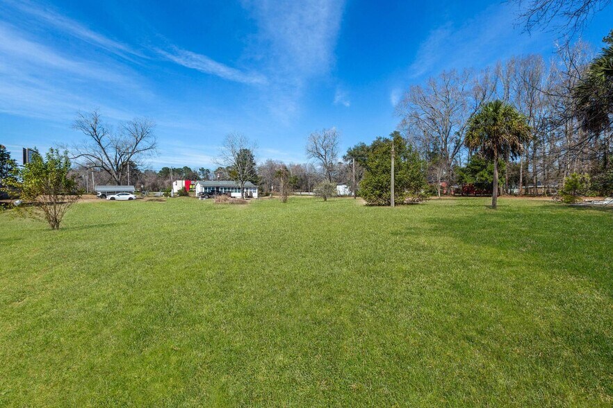 126 N Highway 52, Moncks Corner, SC à vendre - Photo de l’immeuble – Image 3 sur 6