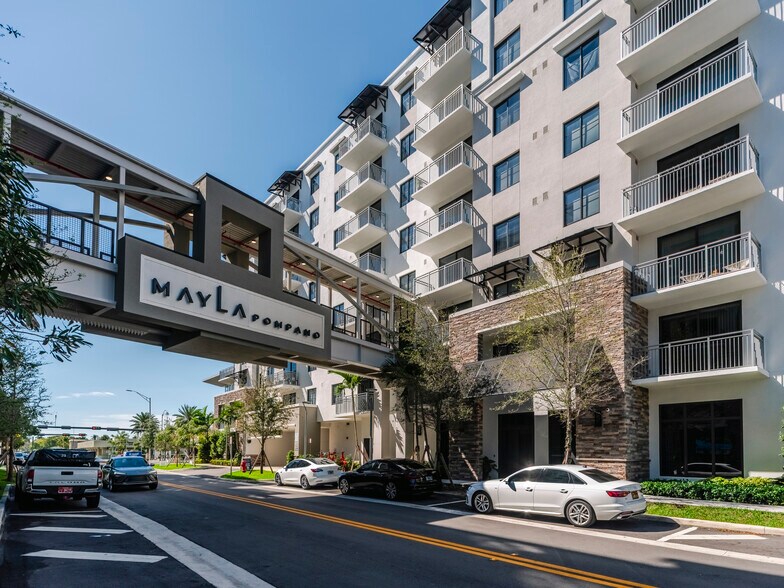 2431 E Atlantic Blvd, Pompano Beach, FL à louer - Photo de l’immeuble – Image 1 sur 12