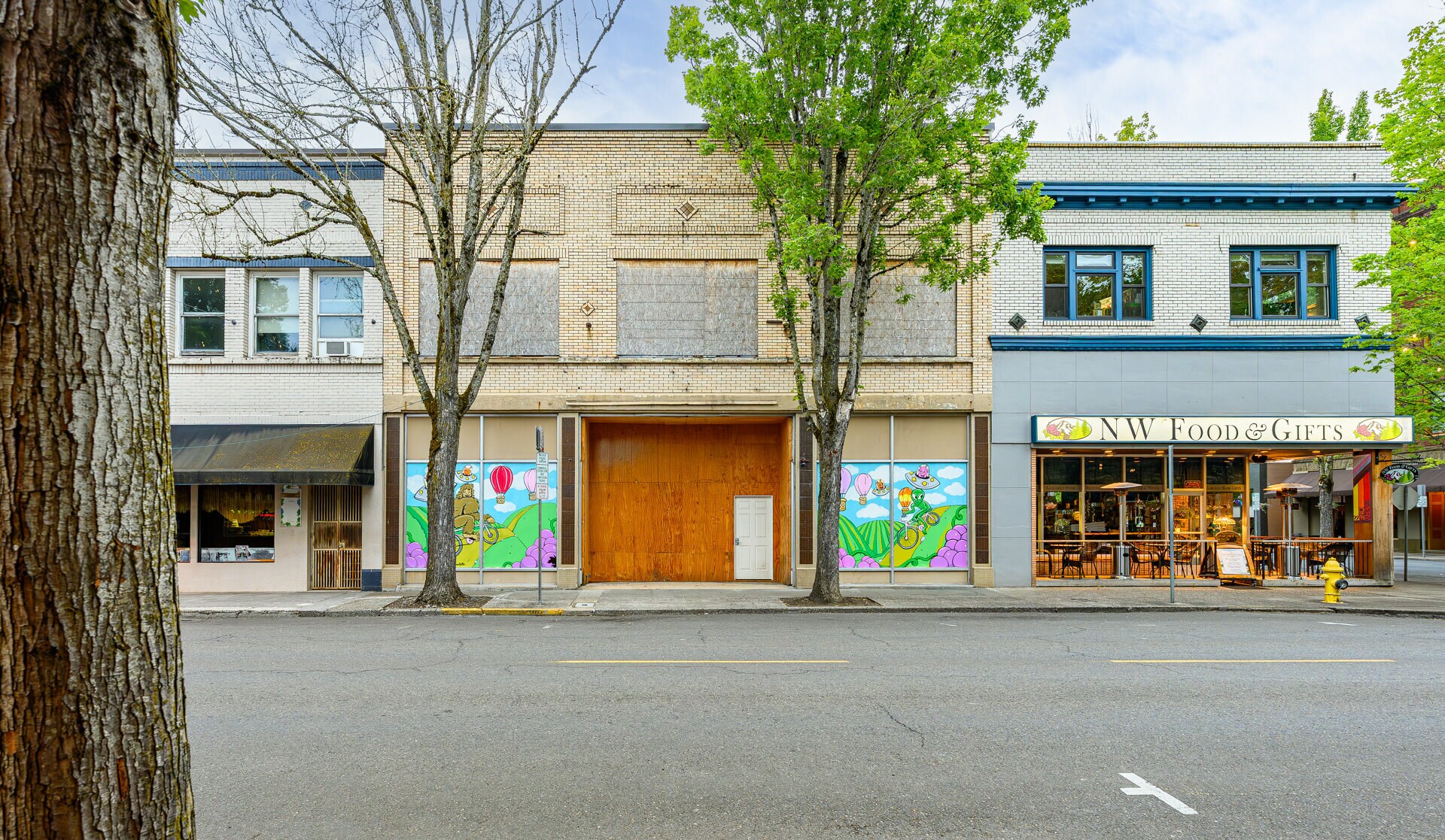 433 NE 3rd St, Mcminnville, OR à vendre Photo principale– Image 1 sur 31